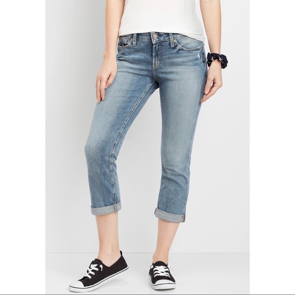 SILVER JEANS | Suki Capri Jeans | 24